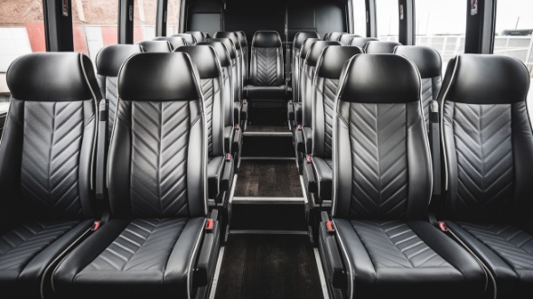 18 passenger minibus rental baldwin park