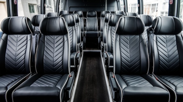 25 passenger minibus rental baldwin park